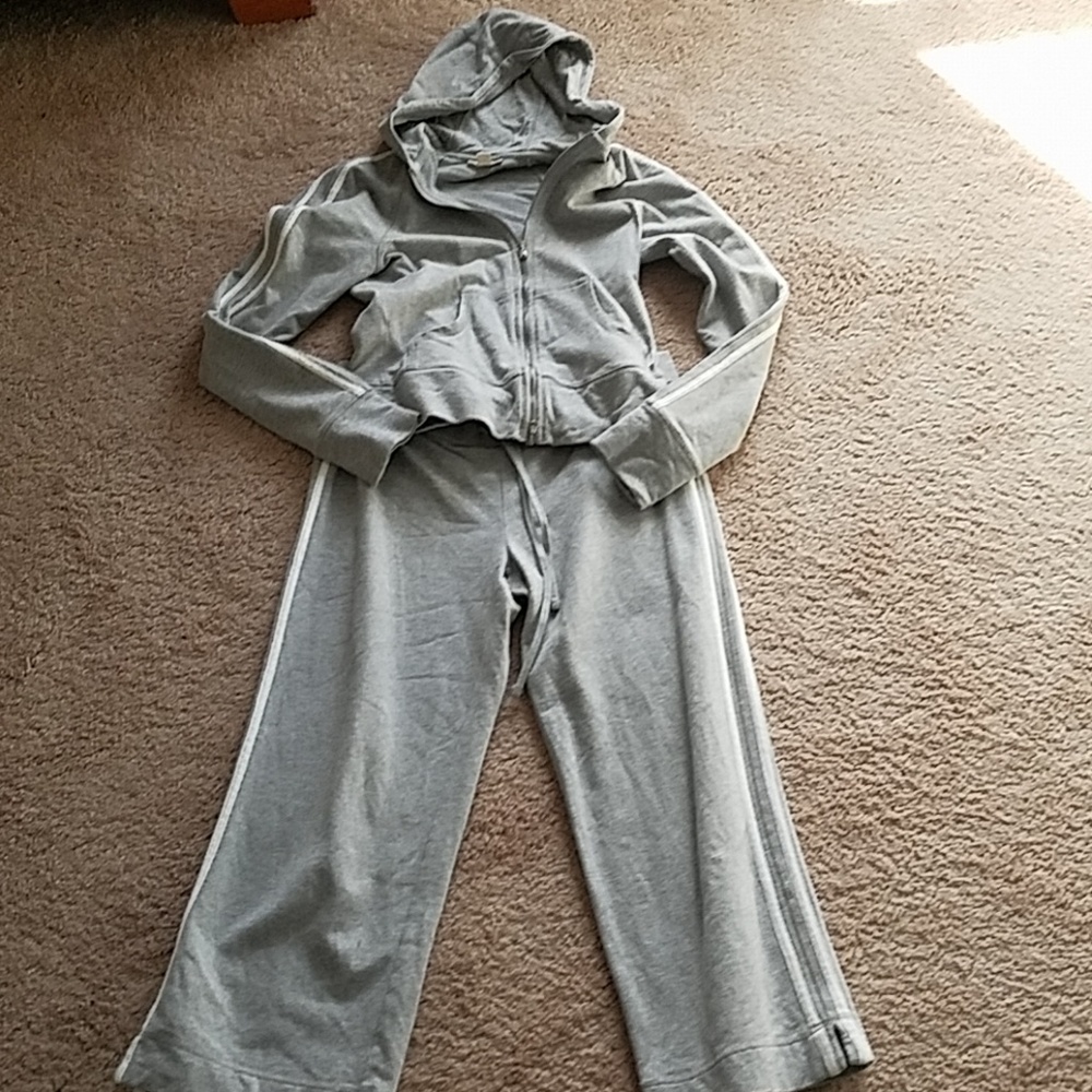 Express gray 2 piece crop sweatsuit